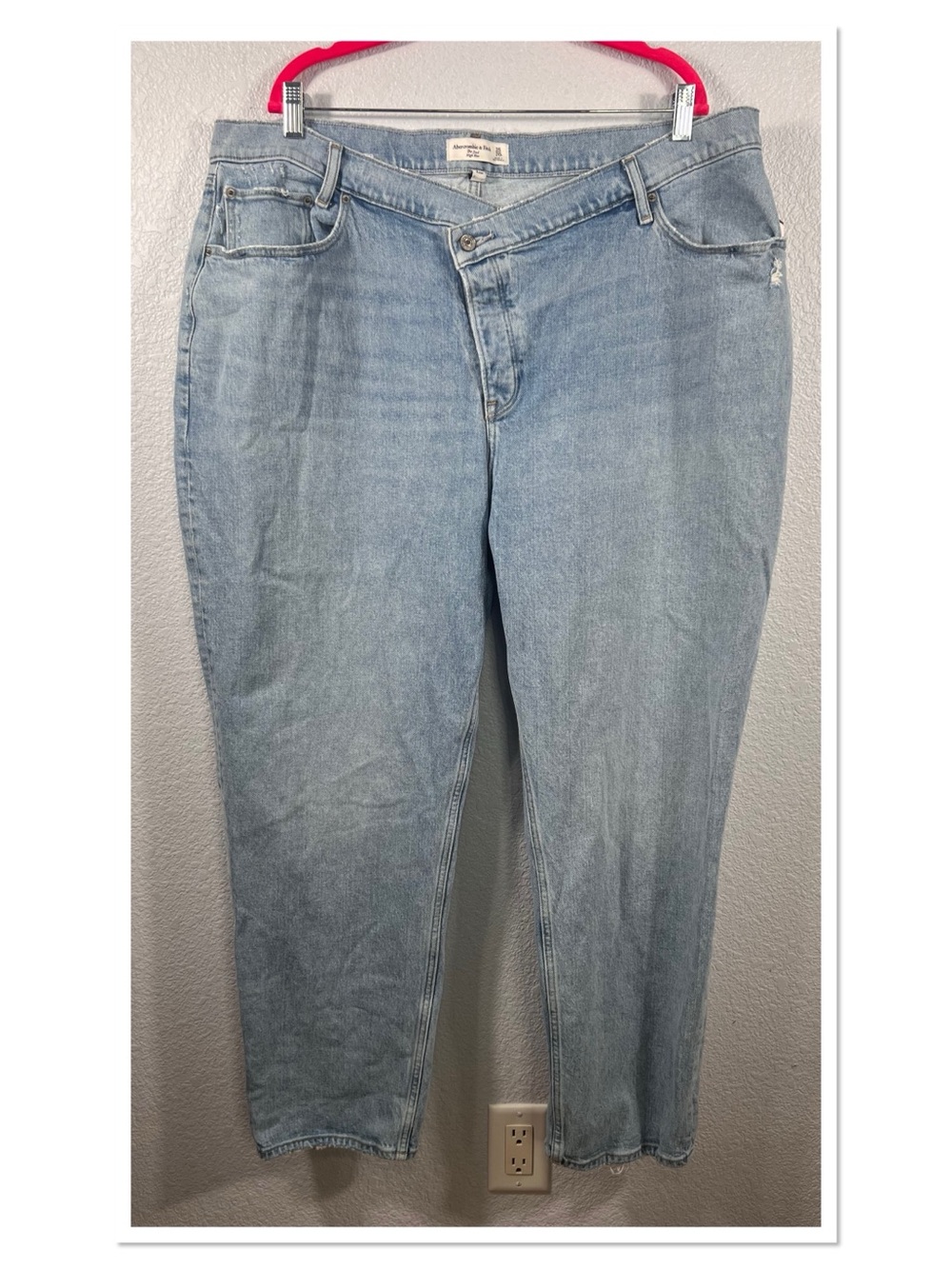 Abercrombie & Fitch Curve Love The Dad High Rise Jeans 35/20R Light Blue